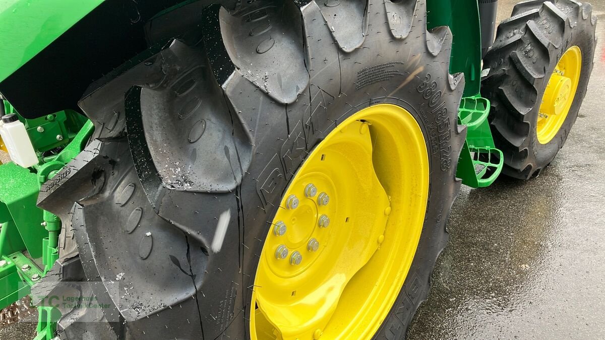 Traktor от тип John Deere 5058E, Neumaschine в Redlham (Снимка 17)