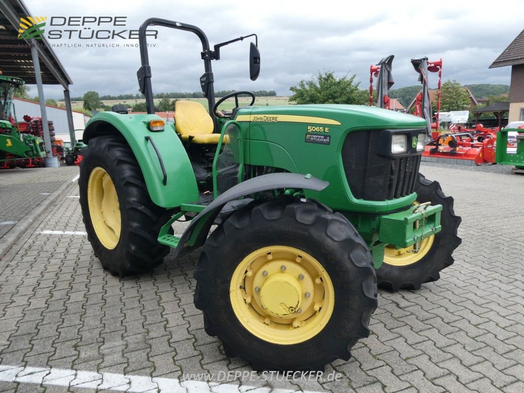 Traktor Türe ait John Deere 5065 E, Gebrauchtmaschine içinde Lauterberg/Barbis (resim 4)