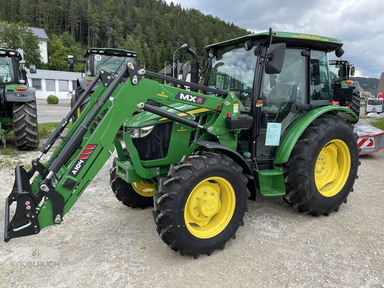 Traktor del tipo John Deere 5067 E, Neumaschine en Immendingen (Imagen 1)