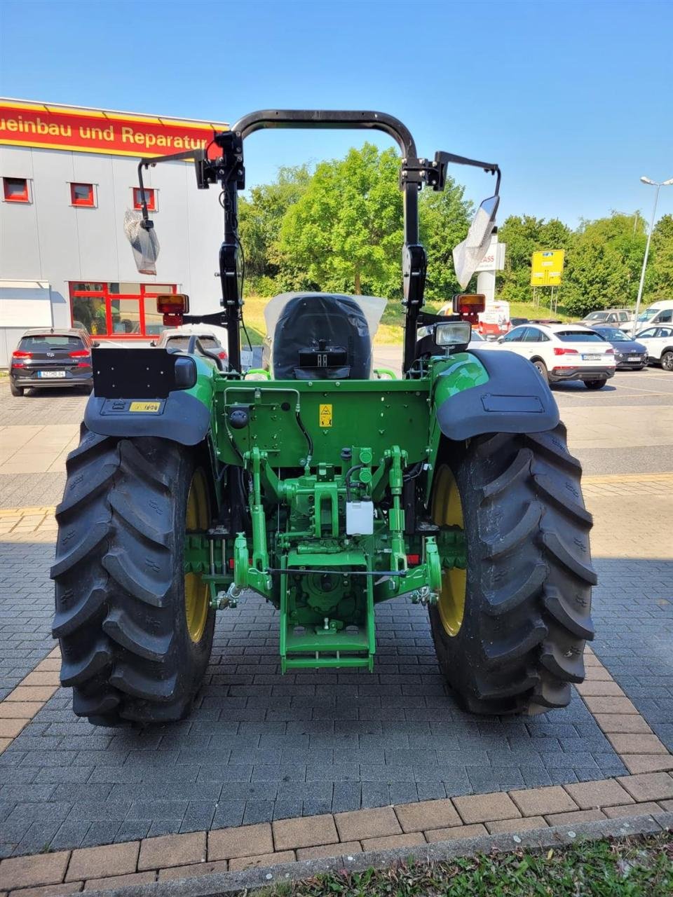 Traktor typu John Deere 5067E OOS, Neumaschine v Worms (Obrázek 4)