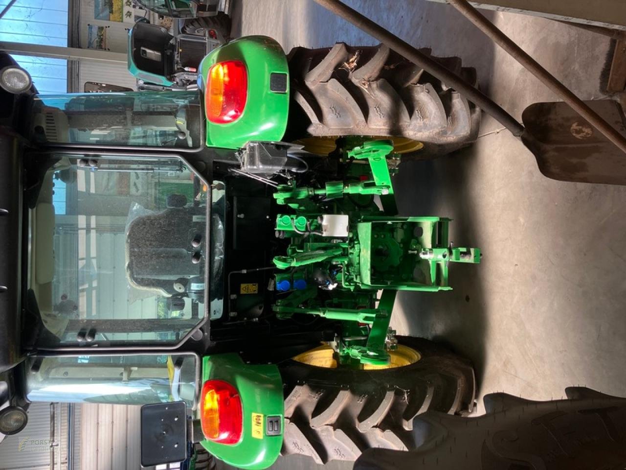 Traktor tipa John Deere 5067E, Neumaschine u Jahnatal (Slika 3)