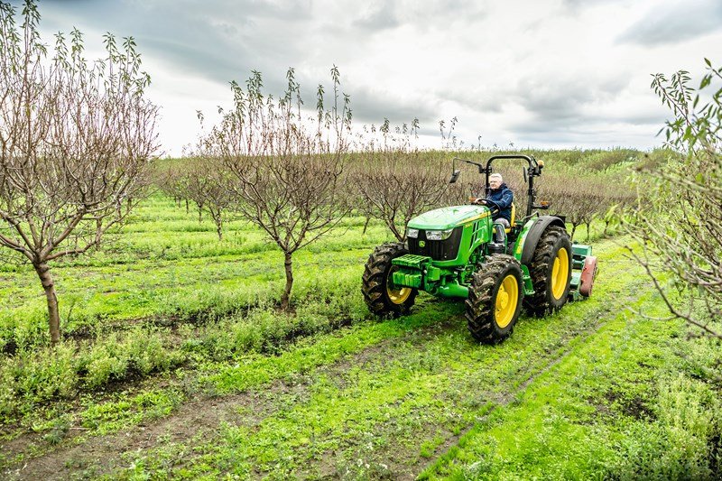 Traktor tipa John Deere 5067E, Neumaschine u Regensdorf (Slika 4)