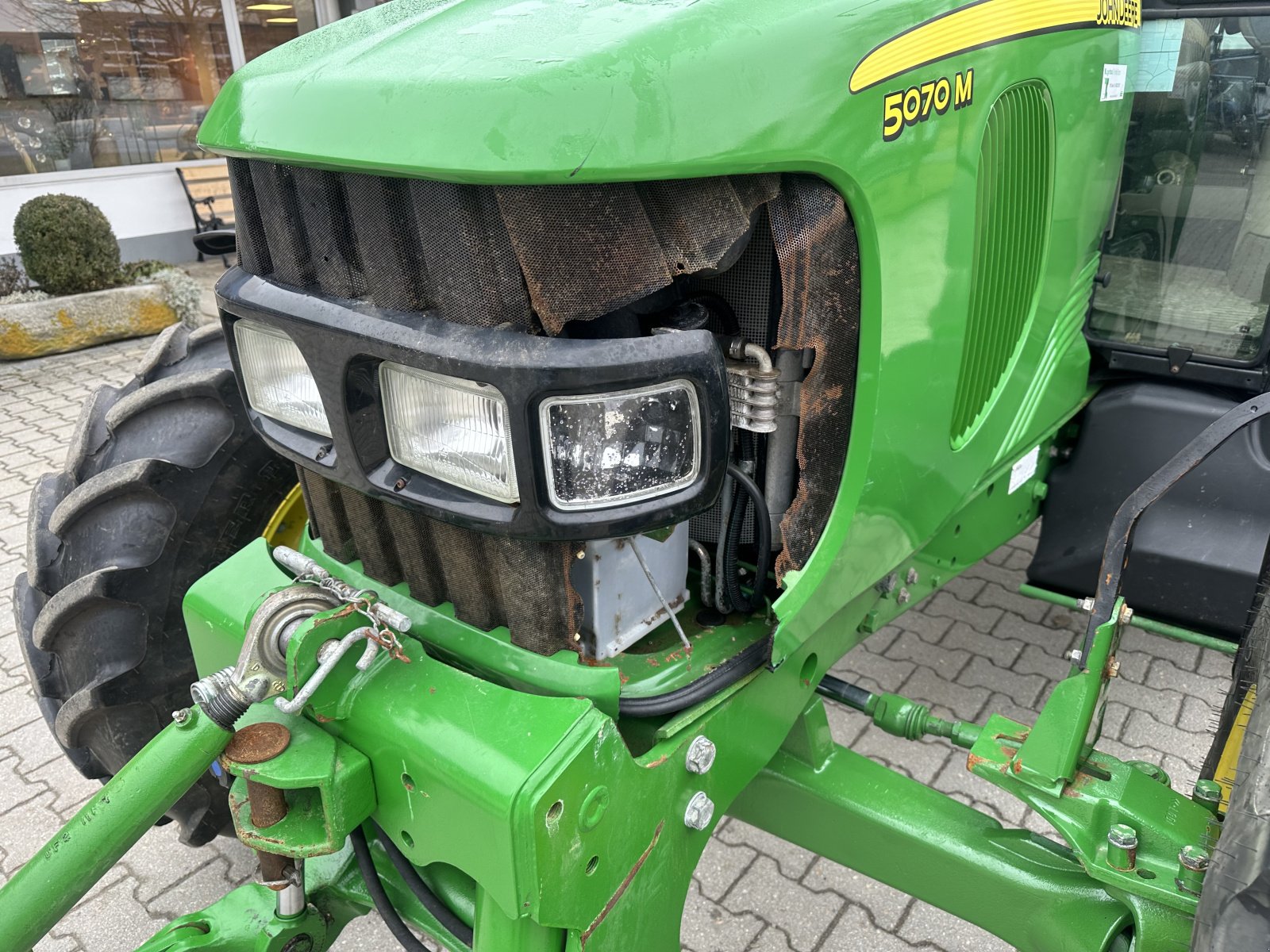 Traktor типа John Deere 5070 M Unfall, Gebrauchtmaschine в Neureichenau (Фотография 10)