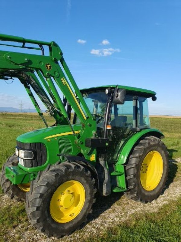 Traktor του τύπου John Deere 5070 M, Gebrauchtmaschine σε Osterhofen (Φωτογραφία 1)