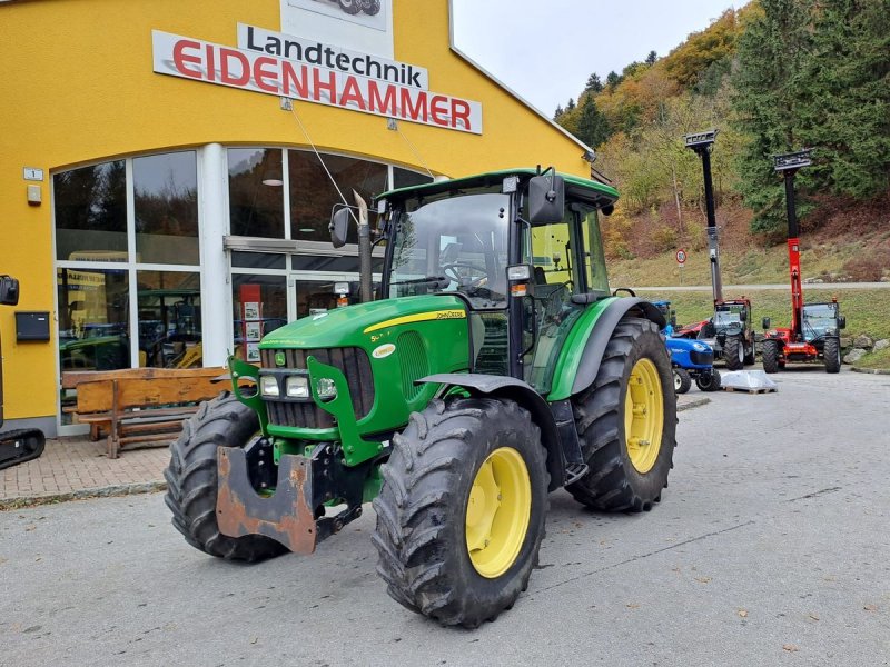 Traktor типа John Deere 5070M, Gebrauchtmaschine в Burgkirchen