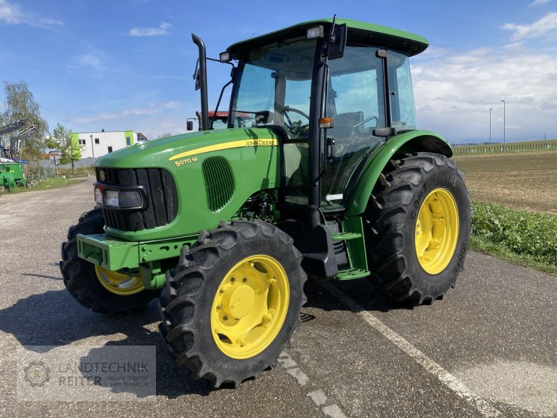 Traktor des Typs John Deere 5070M, Gebrauchtmaschine in Arnreit