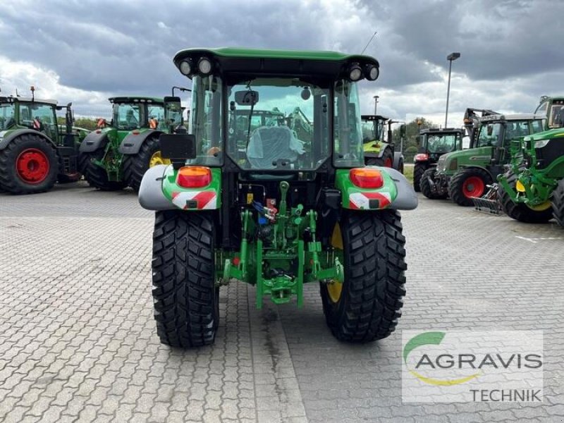 Traktor typu John Deere 5075 E, Gebrauchtmaschine w Calbe / Saale (Zdjęcie 4)