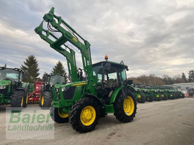 Traktor του τύπου John Deere 5075 E, Gebrauchtmaschine σε OBERNDORF-HOCHMOESSINGEN (Φωτογραφία 1)