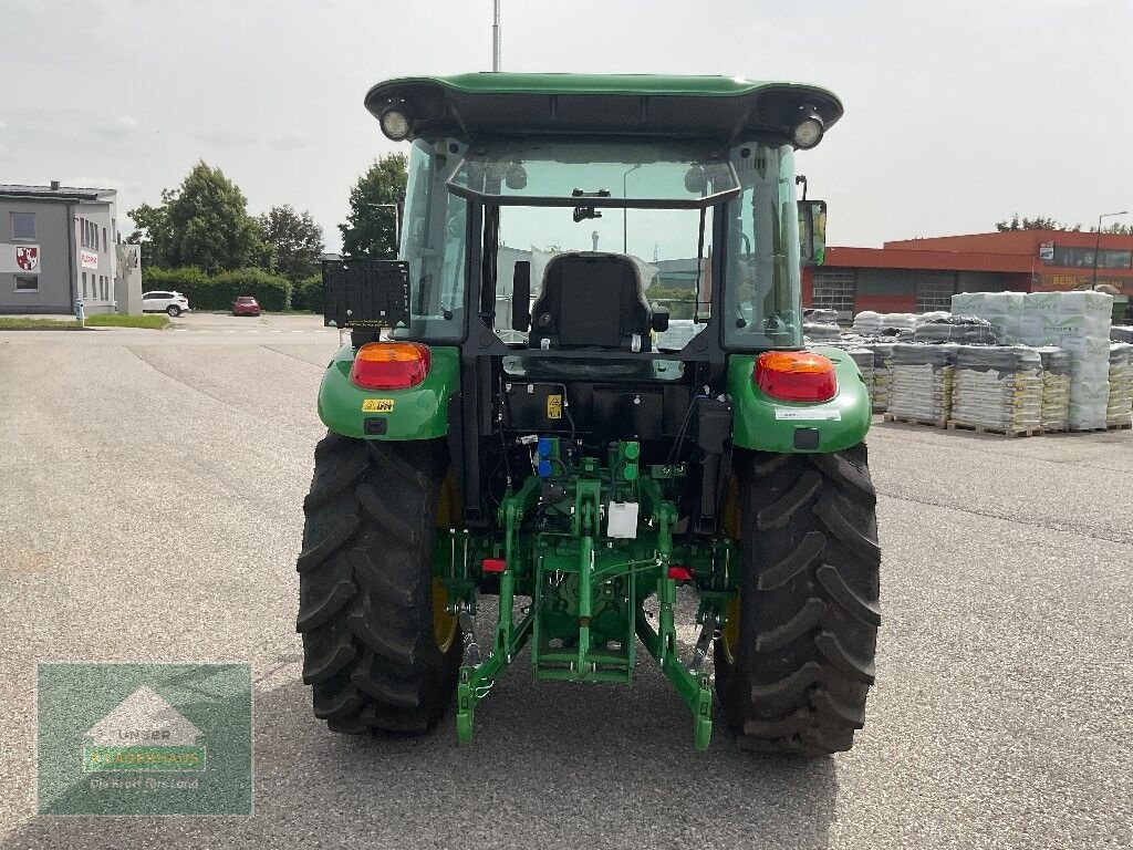 Traktor типа John Deere 5075 E, Neumaschine в Eferding (Фотография 7)