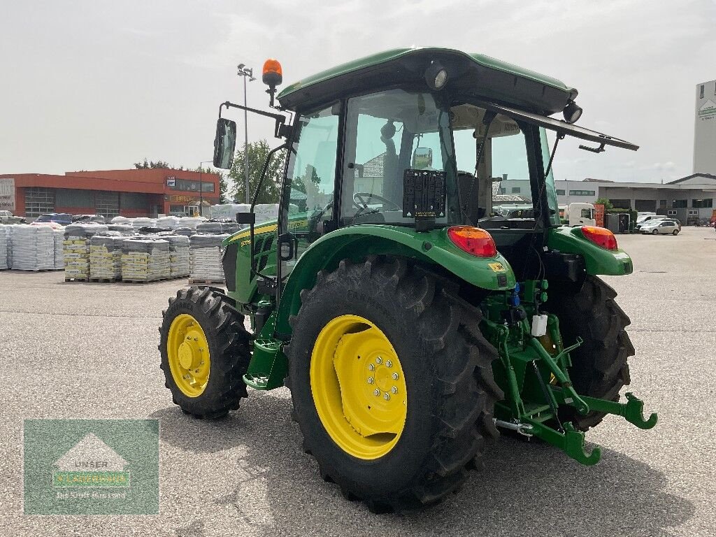 Traktor van het type John Deere 5075 E, Neumaschine in Eferding (Foto 8)