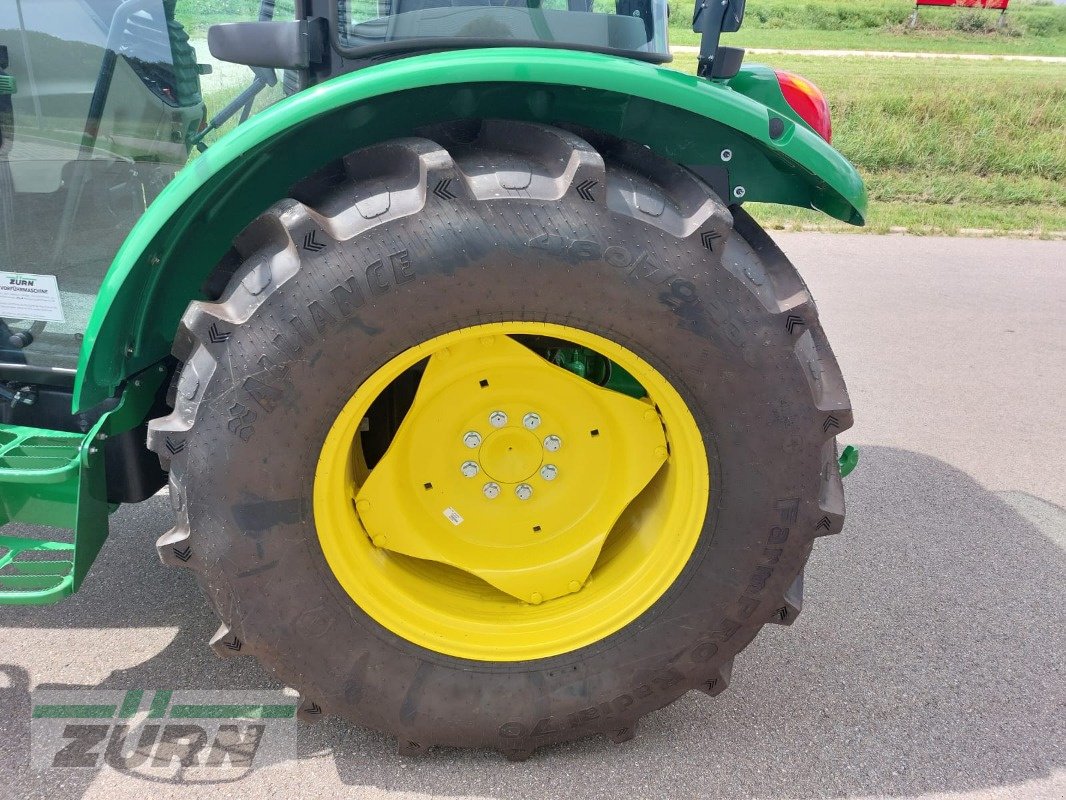 Traktor типа John Deere 5075E  mit Klimaanlage, Gebrauchtmaschine в Inneringen (Фотография 10)