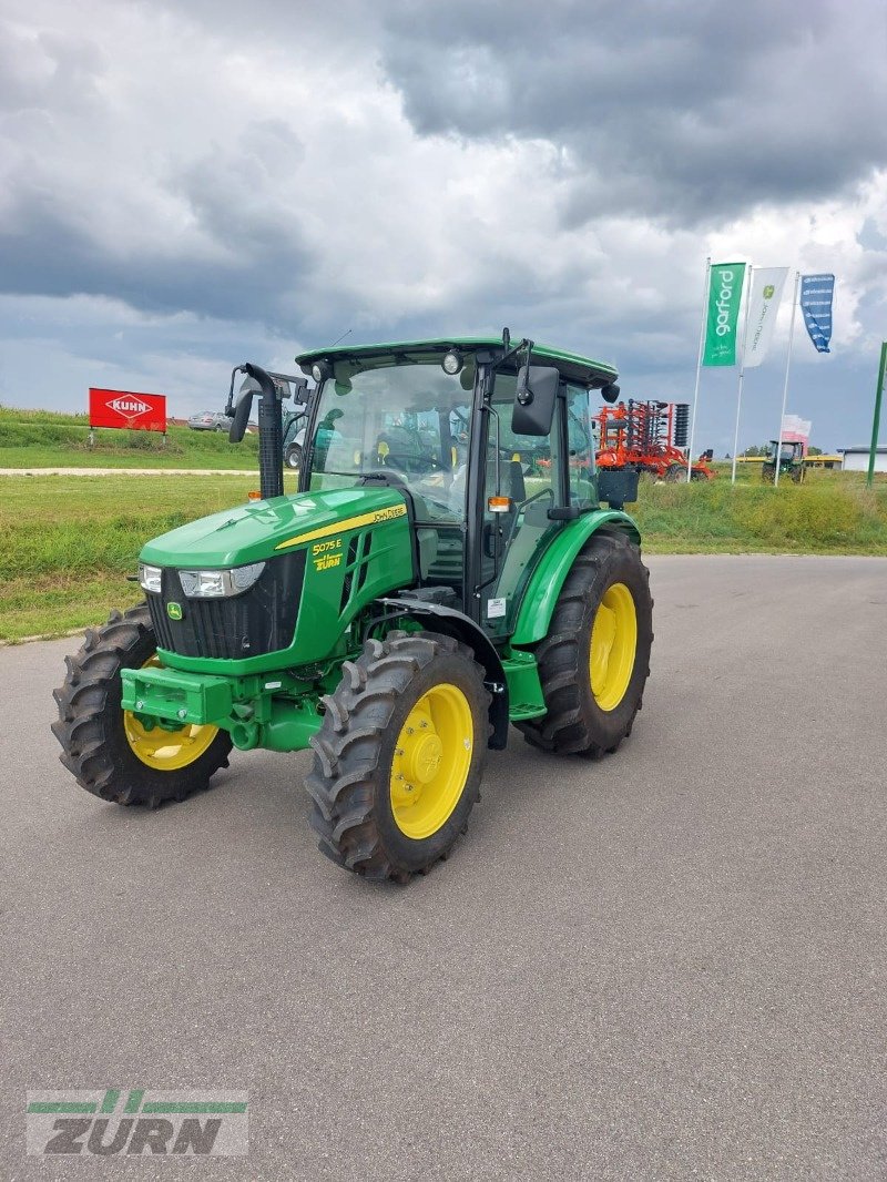 Traktor типа John Deere 5075E  mit Klimaanlage, Gebrauchtmaschine в Inneringen (Фотография 2)