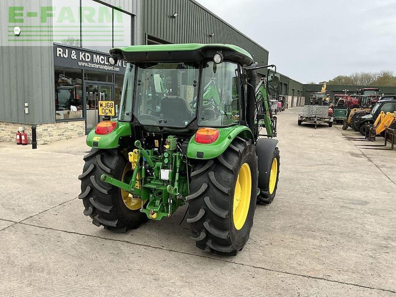 Traktor of the type John Deere 5075e tractor (st21116), Gebrauchtmaschine in SHAFTESBURY (Picture 4)