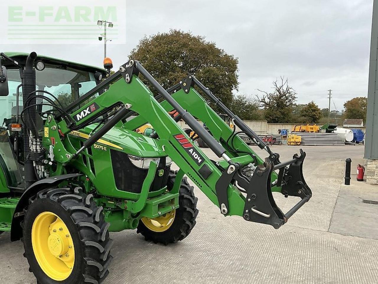 Traktor типа John Deere 5075e tractor (st21116), Gebrauchtmaschine в SHAFTESBURY (Фотография 11)