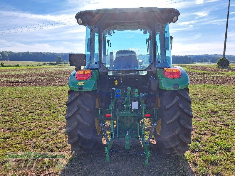 Traktor of the type John Deere 5075E, Neumaschine in Windsbach (Picture 3)