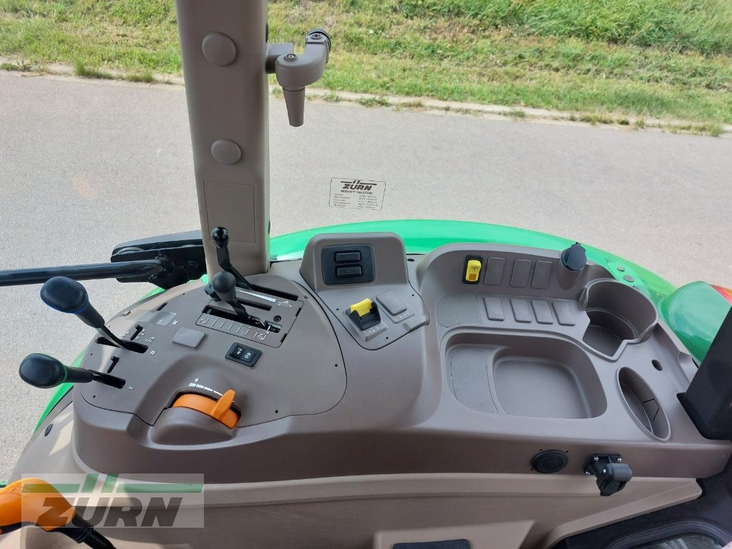 Traktor du type John Deere 5075E, Neumaschine en Inneringen (Photo 27)