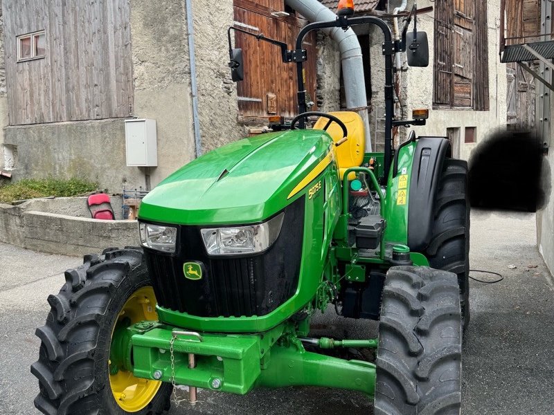 Traktor des Typs John Deere 5075E, Gebrauchtmaschine in Susten (Bild 1)