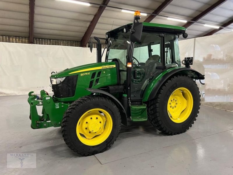 Traktor typu John Deere 5075E, Gebrauchtmaschine v Pragsdorf (Obrázek 1)