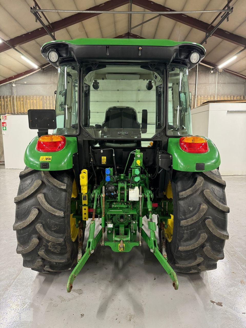 Traktor tipa John Deere 5075E, Gebrauchtmaschine u Pragsdorf (Slika 3)