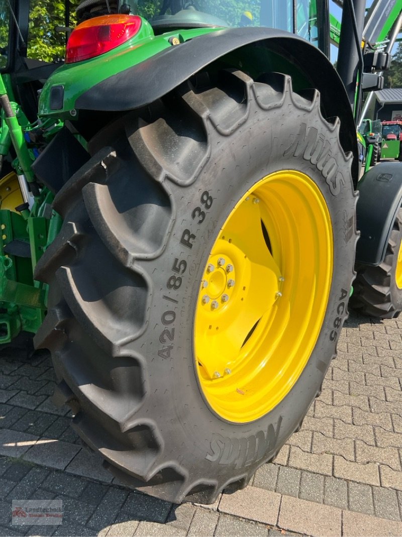 Traktor du type John Deere 5075M + Stoll Solid 38-20, Ausstellungsmaschine en Marl (Photo 21)