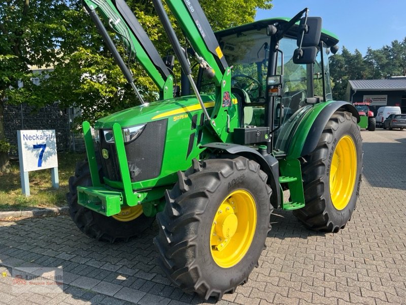 Traktor Türe ait John Deere 5075M + Stoll Solid 38-20, Ausstellungsmaschine içinde Marl (resim 2)