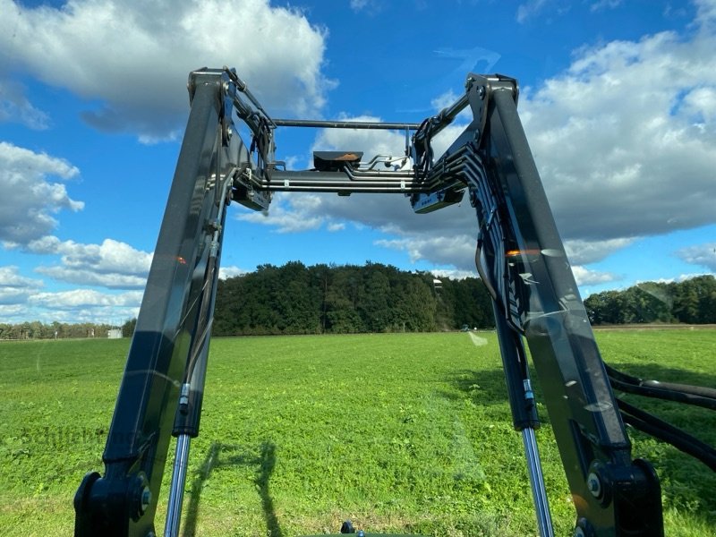 Traktor van het type John Deere 5075M, Gebrauchtmaschine in Soltau (Foto 13)