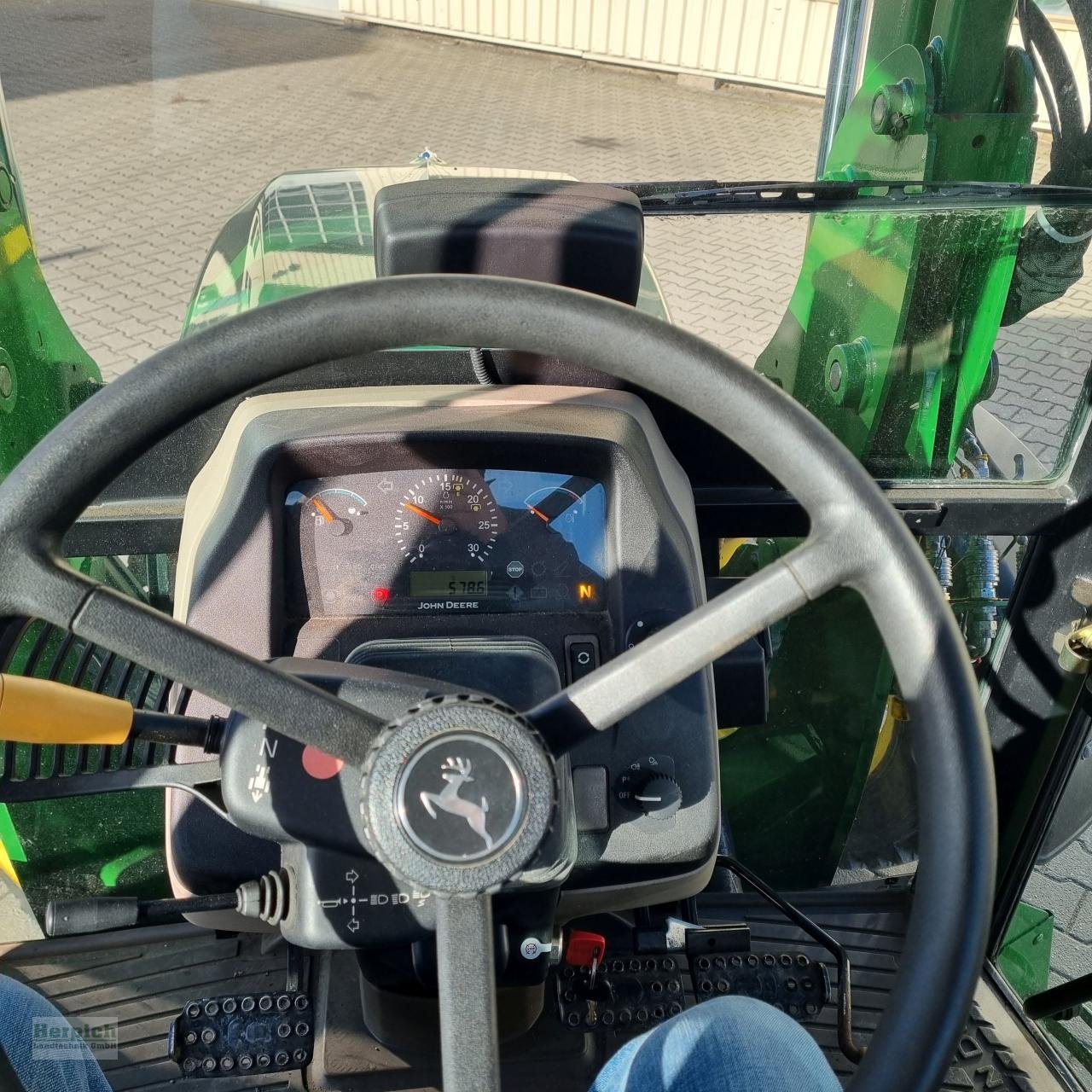 Traktor typu John Deere 5080 M, Gebrauchtmaschine w Drebach (Zdjęcie 11)