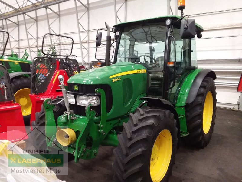 Traktor of the type John Deere 5080 R, Gebrauchtmaschine in Bergland