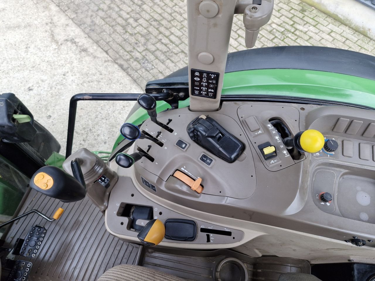 Traktor des Typs John Deere 5080R, Gebrauchtmaschine in Daarle (Bild 7)