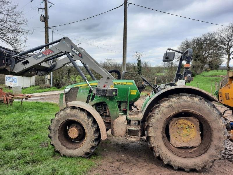 Traktor του τύπου John Deere 5085M, Gebrauchtmaschine σε ANTIGNY (Φωτογραφία 2)