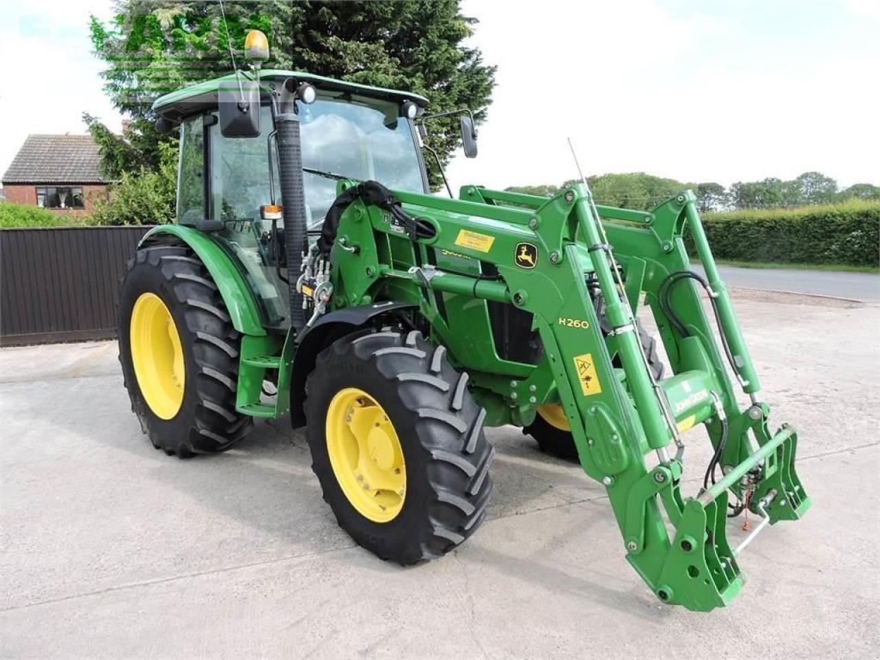 Traktor of the type John Deere 5085m, Gebrauchtmaschine in SPALDING (Picture 8)