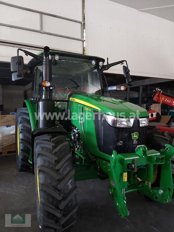 Traktor of the type John Deere 5090 M, Neumaschine in Klagenfurt (Picture 5)