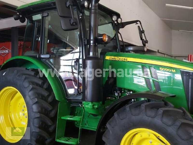 Traktor Türe ait John Deere 5090 M, Neumaschine içinde Klagenfurt (resim 1)