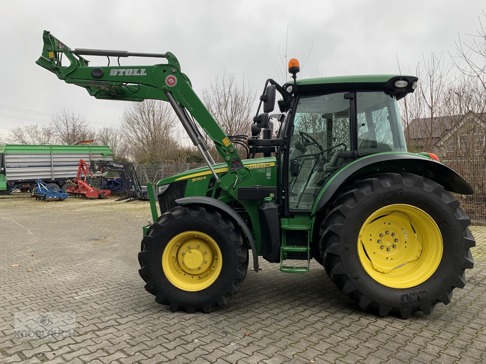 Traktor типа John Deere 5090 R, Gebrauchtmaschine в Kandern-Tannenkirch (Фотография 7)