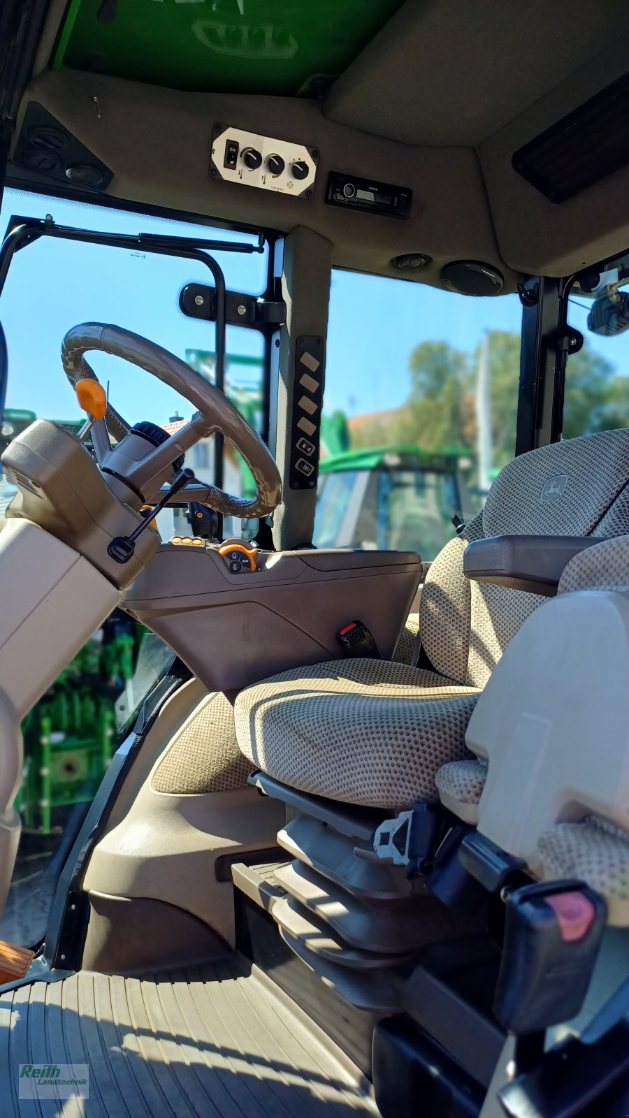 Traktor of the type John Deere 5090 R, Gebrauchtmaschine in Wolnzach (Picture 14)