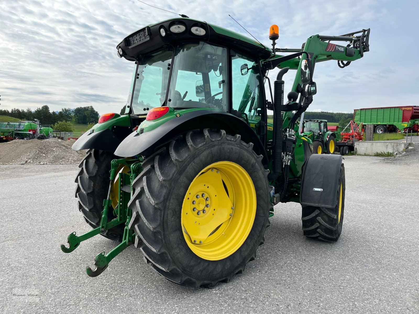 Traktor des Typs John Deere 5090 R, Gebrauchtmaschine in Antdorf (Bild 4)