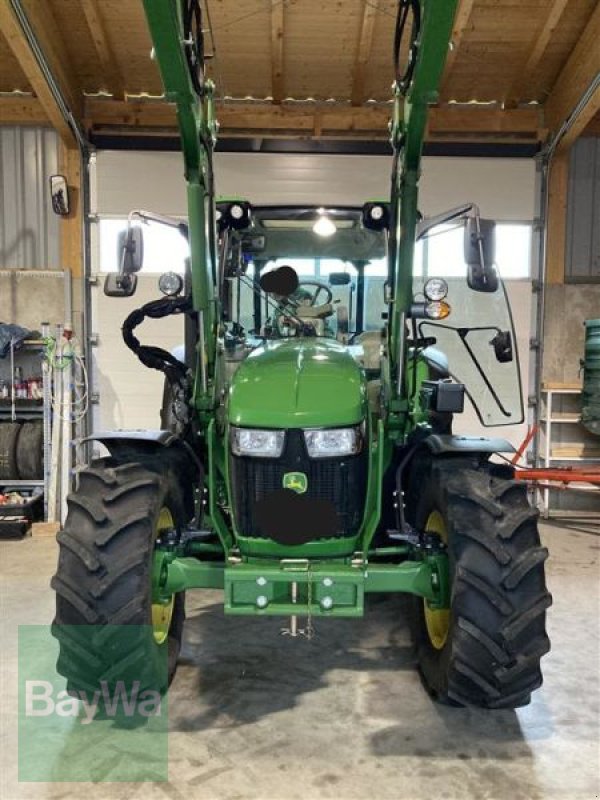 Traktor του τύπου John Deere 5090 R, Gebrauchtmaschine σε Niederviehbach (Φωτογραφία 3)