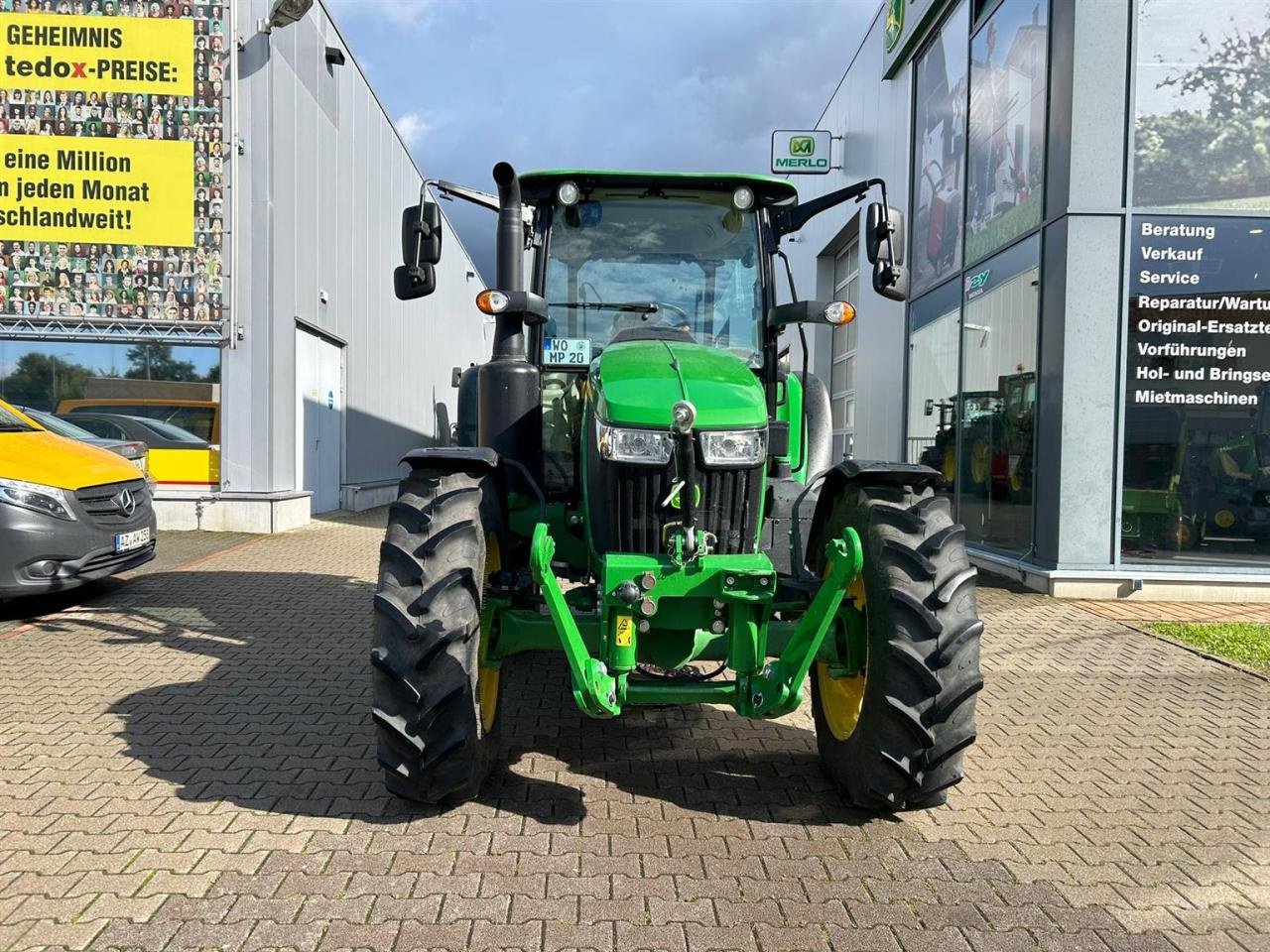 Traktor typu John Deere 5090M Aktion Druckluft DEMO, Gebrauchtmaschine v Worms (Obrázek 4)