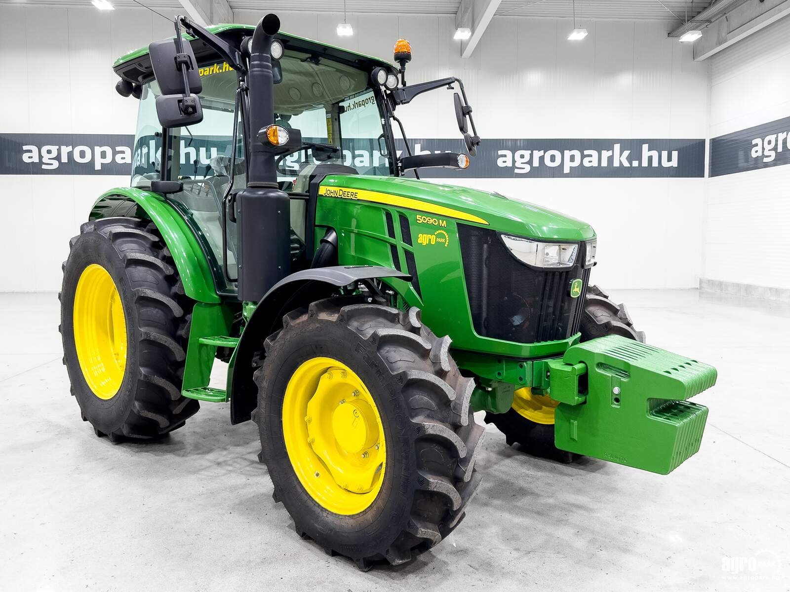 Traktor del tipo John Deere 5090M, Gebrauchtmaschine en Csengele (Imagen 2)