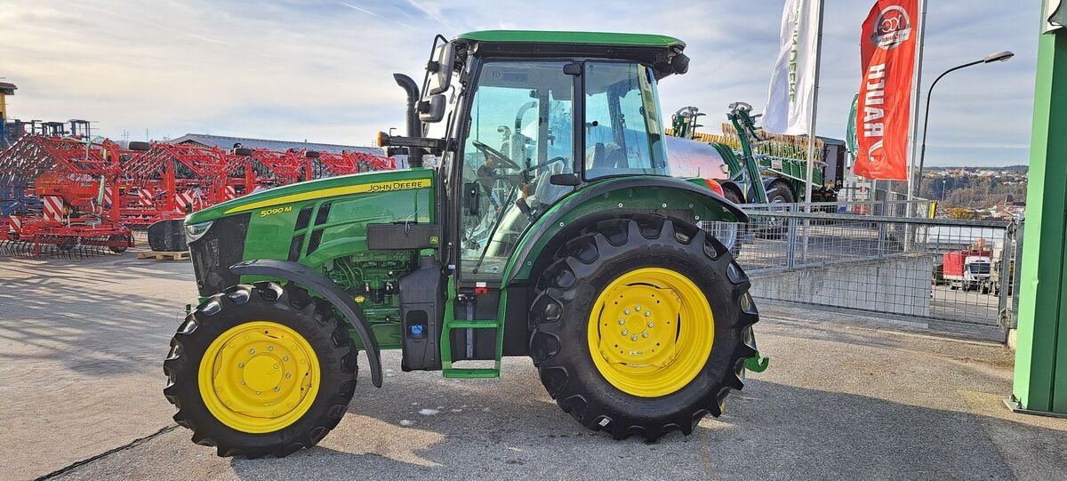 Traktor del tipo John Deere 5090M, Neumaschine en Zwettl (Imagen 10)