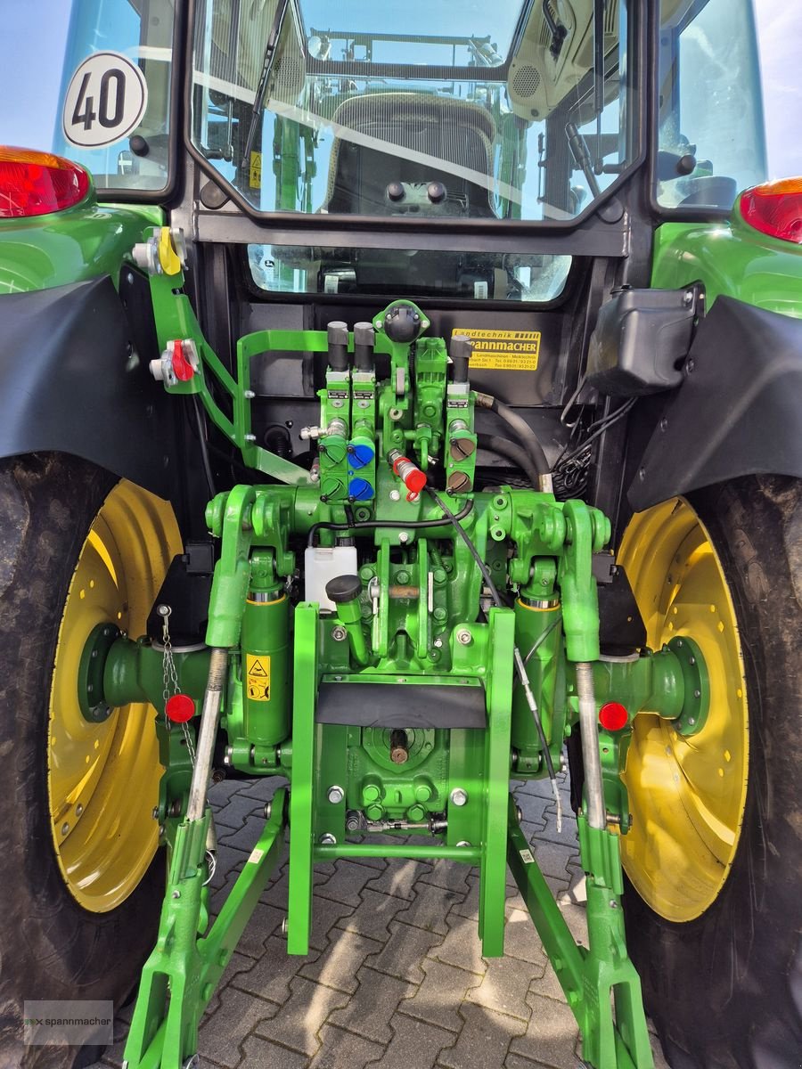 Traktor του τύπου John Deere 5090R, Gebrauchtmaschine σε Auerbach (Φωτογραφία 7)