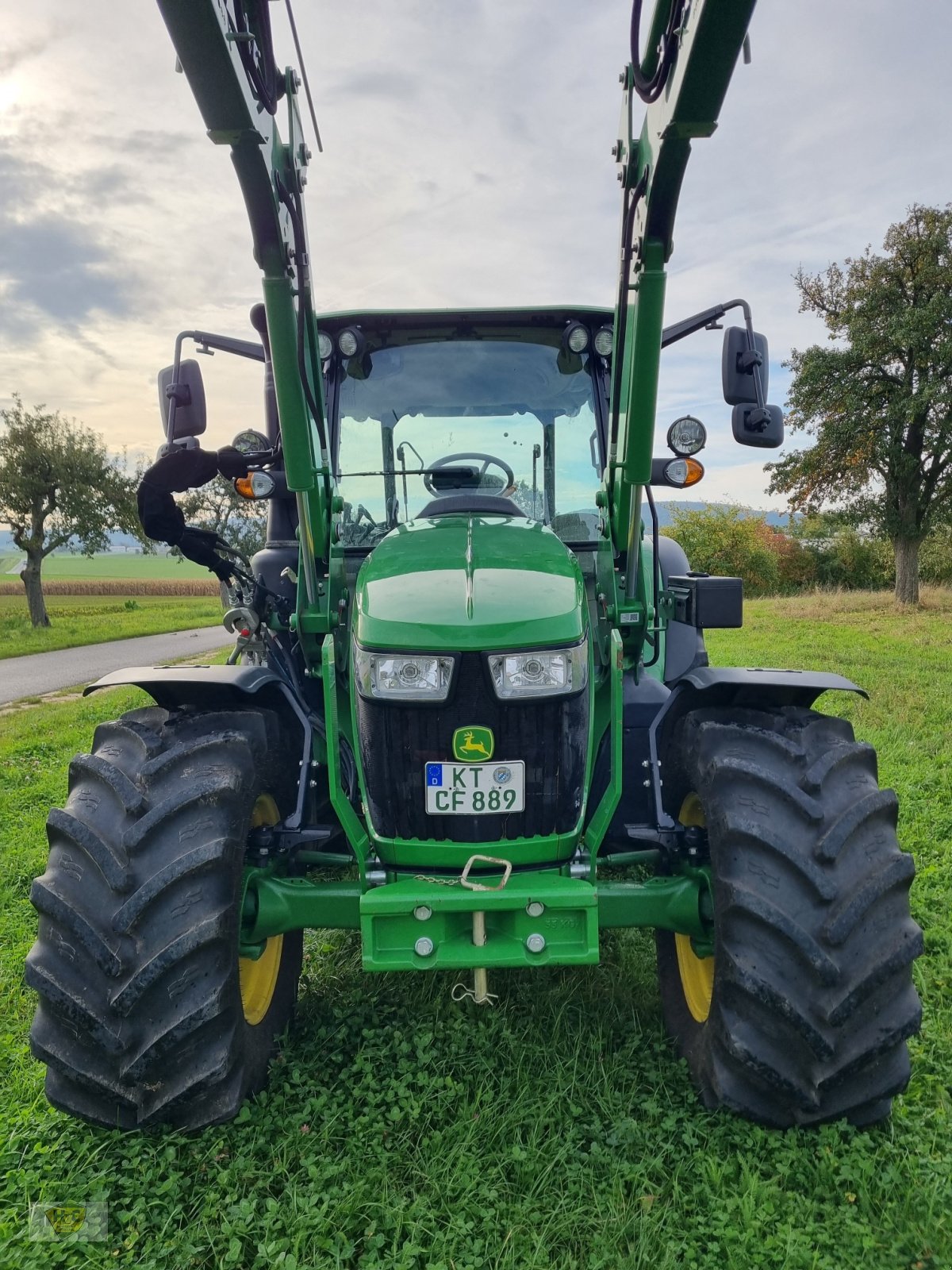 Traktor of the type John Deere 5100 M mit Frontlader, Gebrauchtmaschine in Willanzheim (Picture 5)