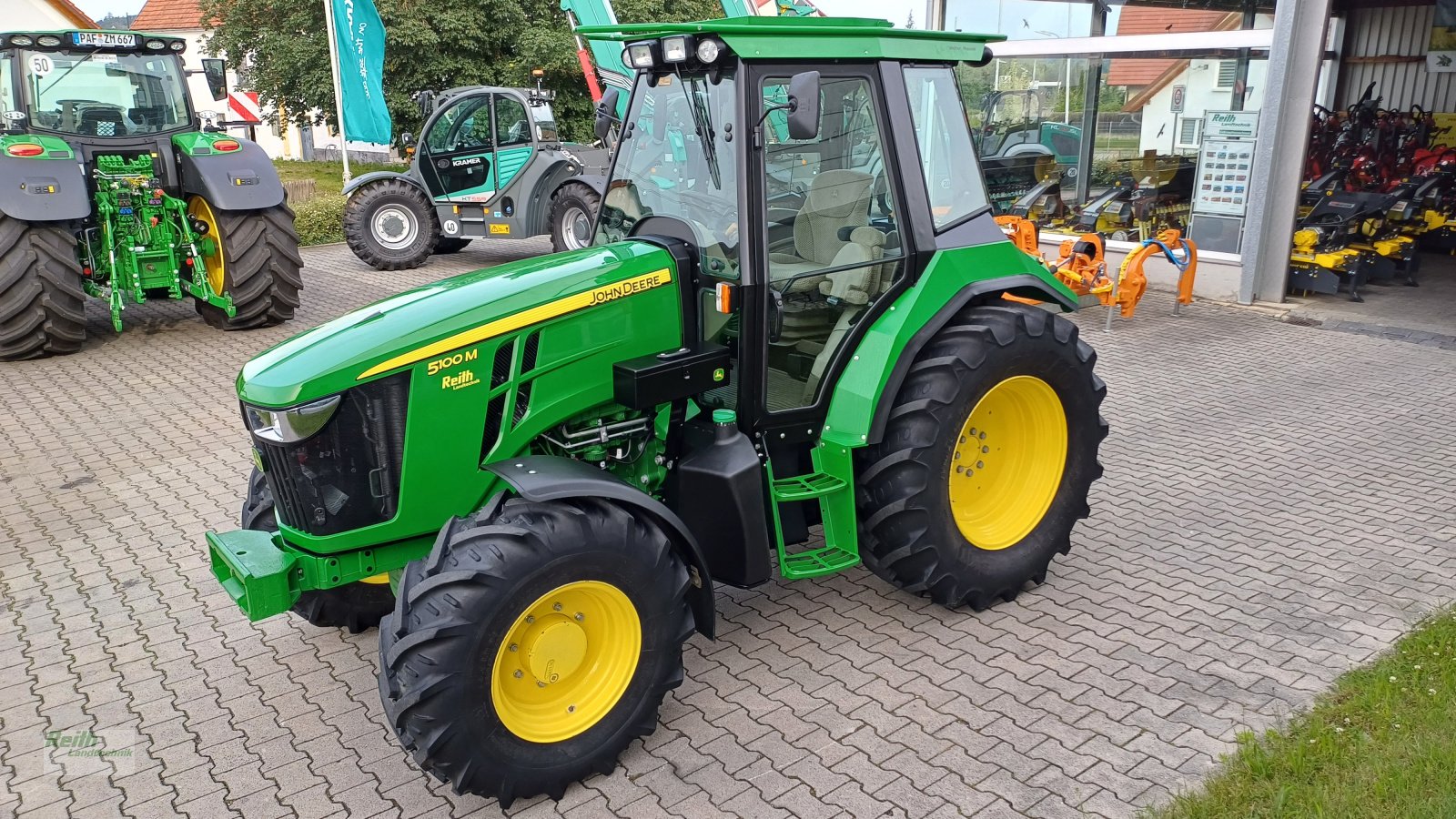 Traktor van het type John Deere 5100 M, Gebrauchtmaschine in Wolnzach (Foto 4)