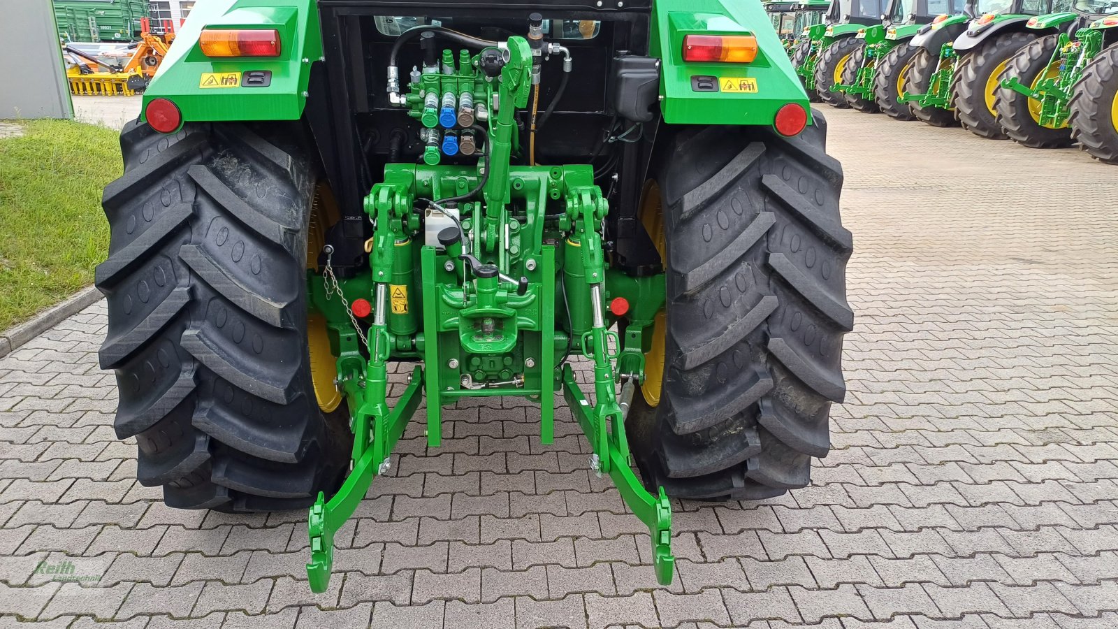 Traktor van het type John Deere 5100 M, Gebrauchtmaschine in Wolnzach (Foto 8)