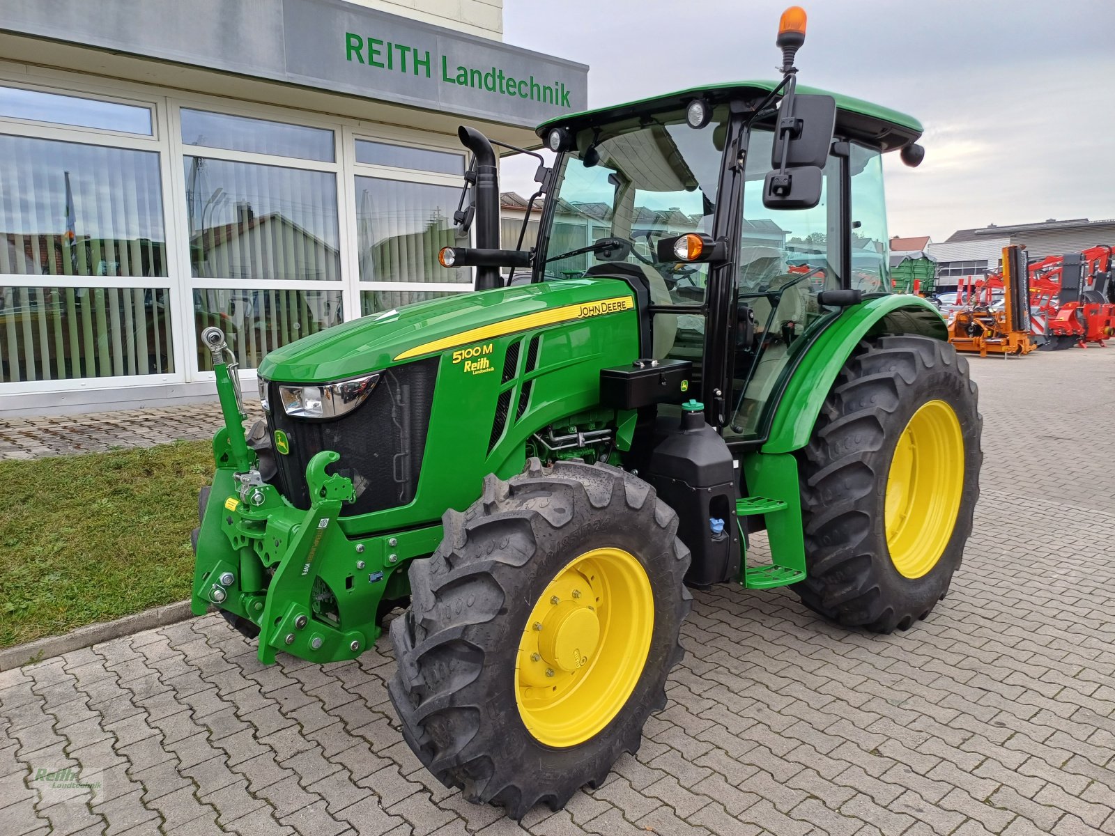 Traktor del tipo John Deere 5100 M, Gebrauchtmaschine In Wolnzach (Immagine 1)