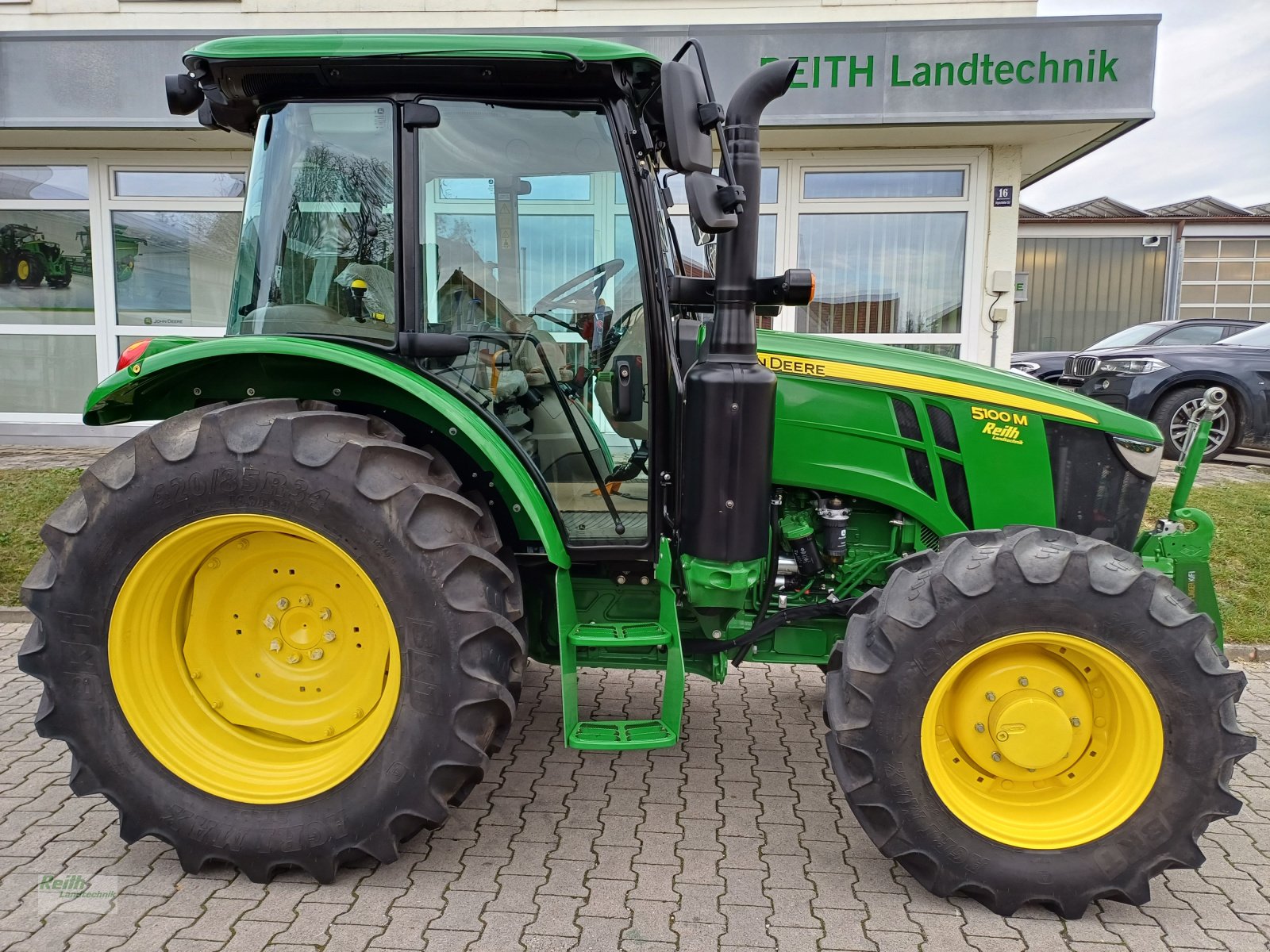 Traktor des Typs John Deere 5100 M, Gebrauchtmaschine in Wolnzach (Bild 2)