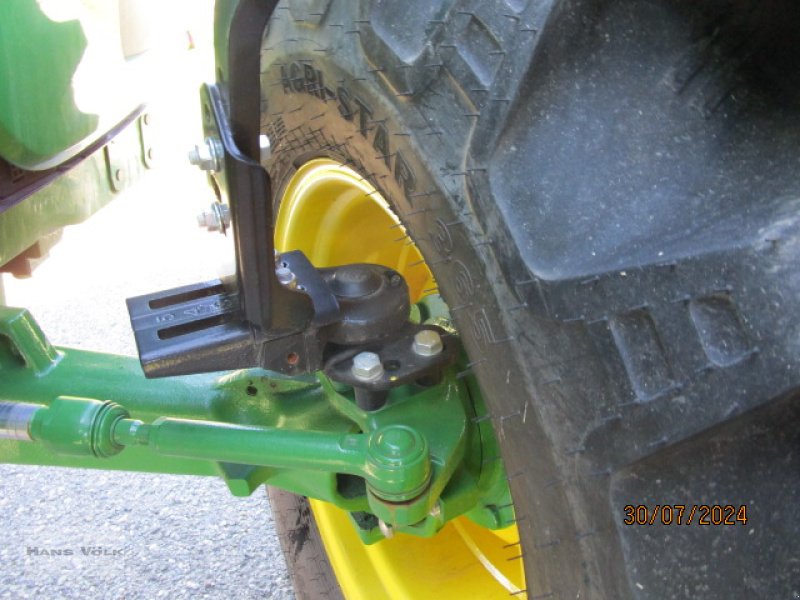 Traktor tipa John Deere 5100 M, Neumaschine u Soyen (Slika 18)