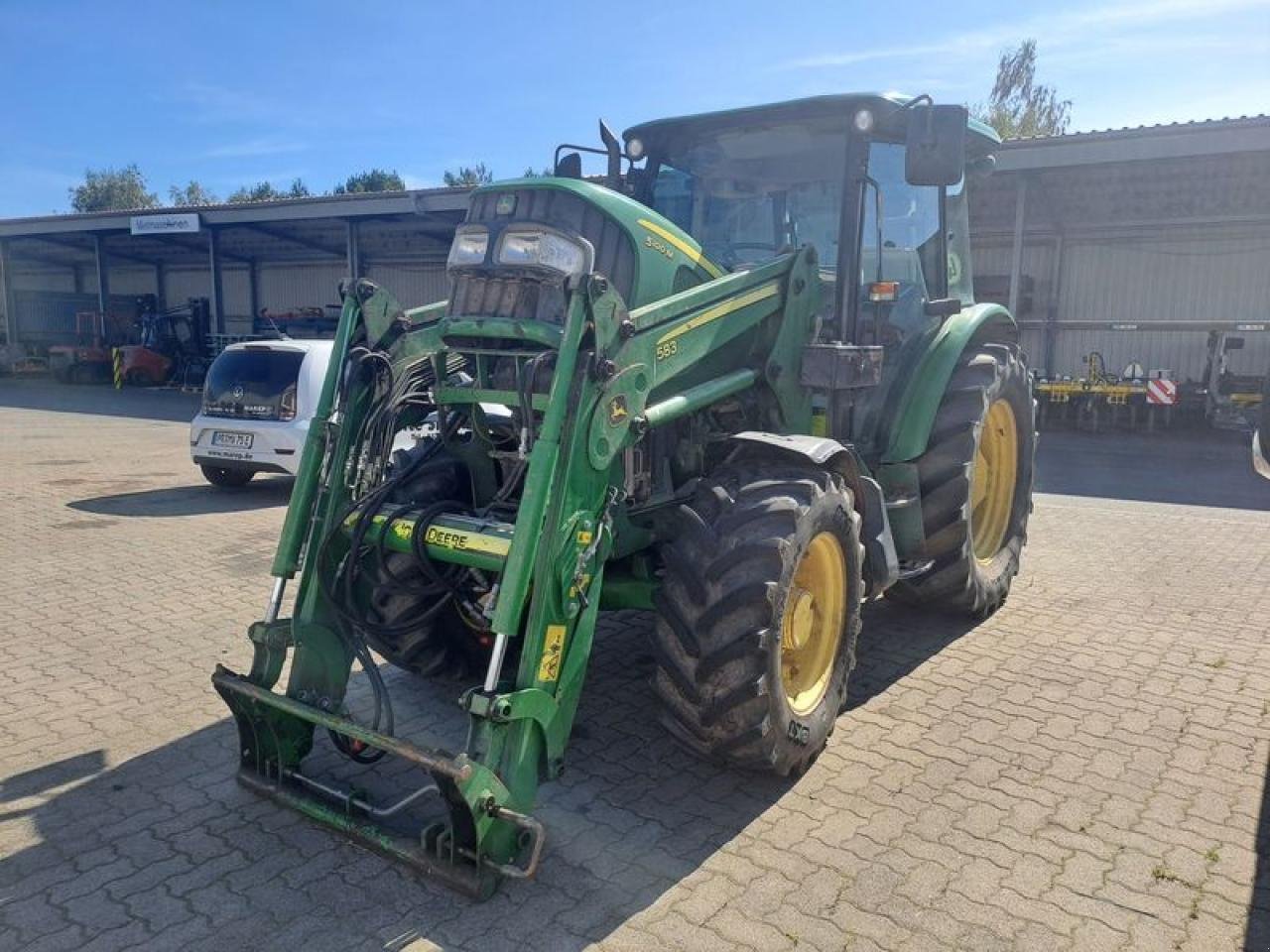 Traktor van het type John Deere 5100 M, Gebrauchtmaschine in Vehlow (Foto 1)