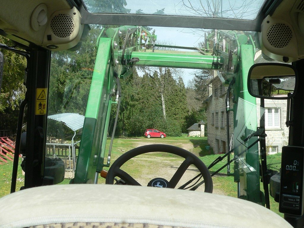 Traktor typu John Deere 5100 R + CHARGEUR, Gebrauchtmaschine v MEYMAC (Obrázek 7)