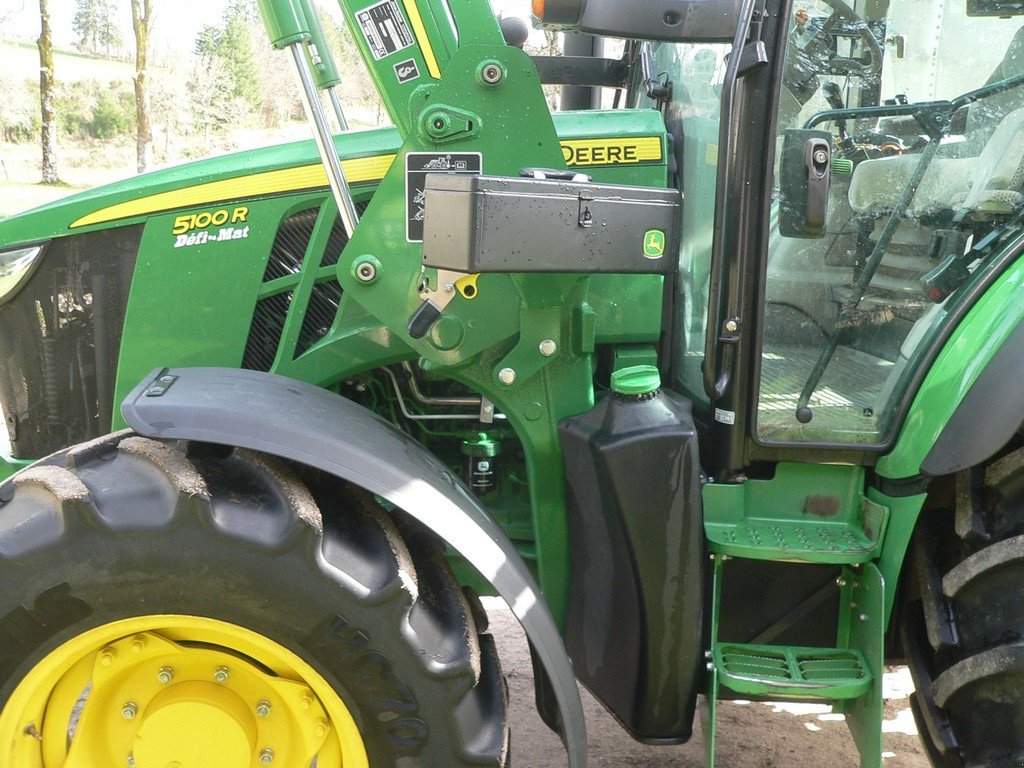 Traktor typu John Deere 5100 R + CHARGEUR, Gebrauchtmaschine v MEYMAC (Obrázok 5)